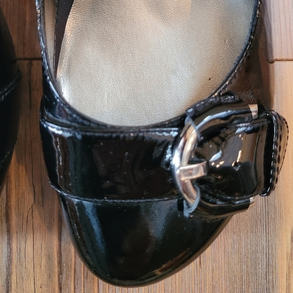 MTNY Black Patent Leather Women's Wedge Shoe with Buckle Detail, Size 7 - Picture 5 of 14
